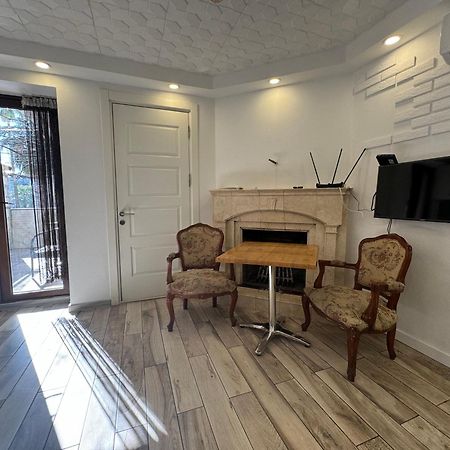 Appartement Casa Neptun In Old Batoumi Extérieur photo