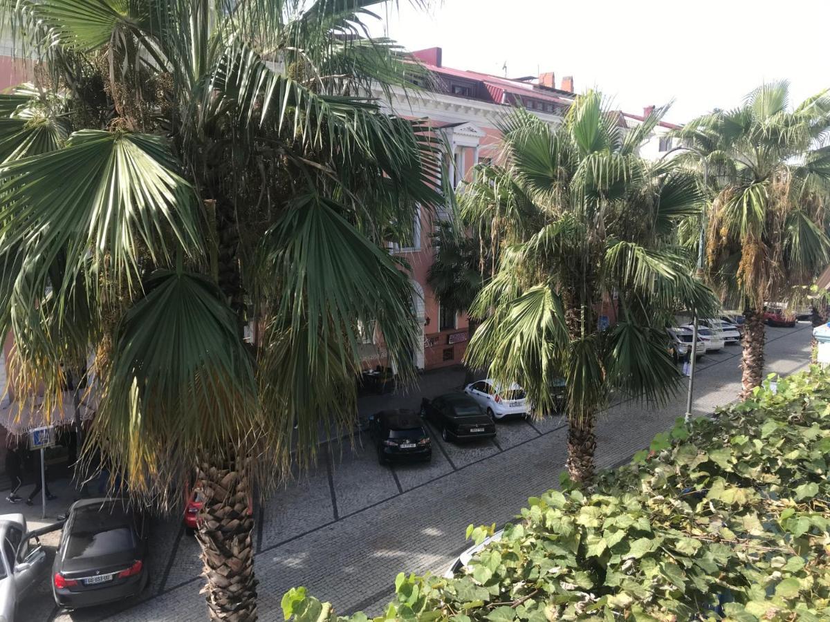 Appartement Casa Neptun In Old Batoumi Extérieur photo