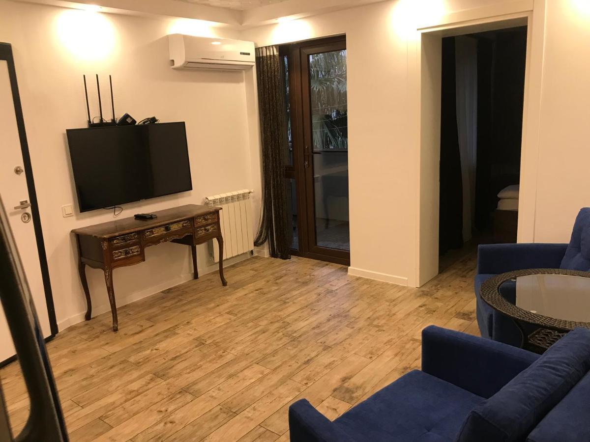 Appartement Casa Neptun In Old Batoumi Extérieur photo