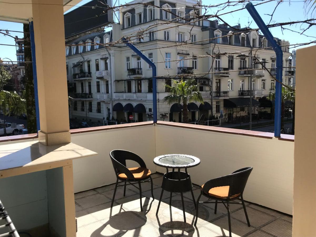 Appartement Casa Neptun In Old Batoumi Extérieur photo